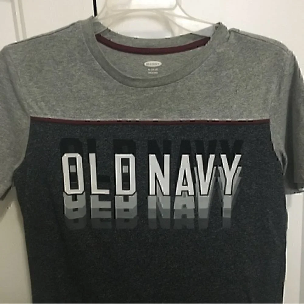 Old Navy boys size X-Large gray T-shirt NWOT